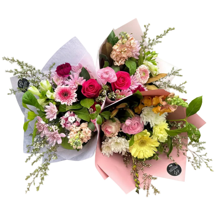 Seasonal Sampler Posy